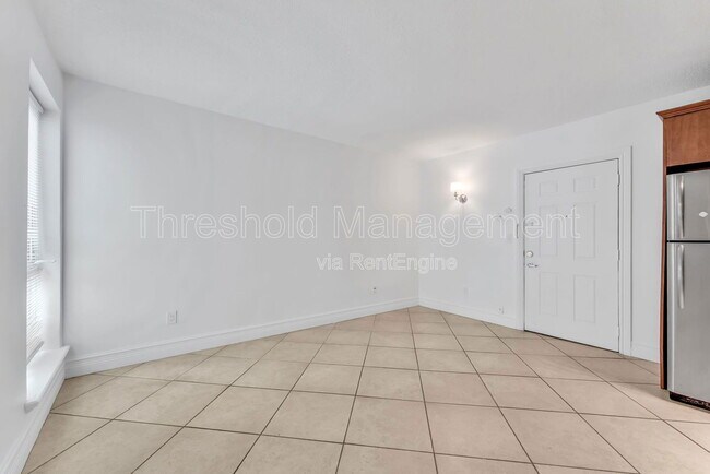 Building Photo - 150 SW 10th St