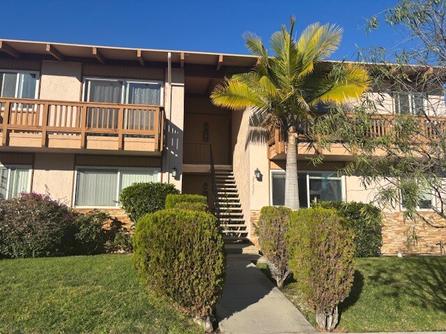 Building Photo - 25227 Bigelow Rd