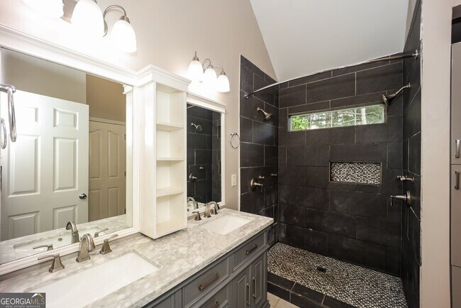 Building Photo - 91 Mosswood Trail