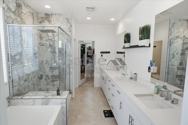 Building Photo - 17952 Spire Ct
