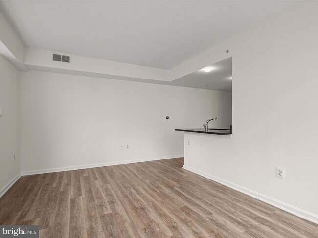 Building Photo - 1225 13th St NW