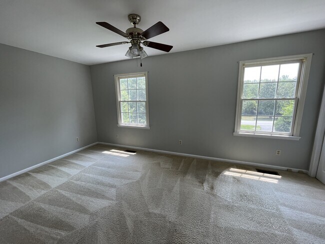 Building Photo - 2858 Powell Creek Dr