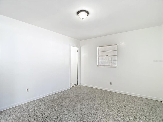 Building Photo - 7717 W Hiawatha St