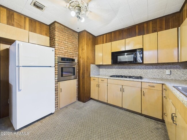 Building Photo - 406 Indian Mound Rd