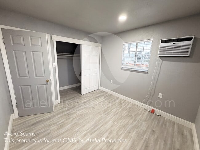 Building Photo - 25781 7th Ave