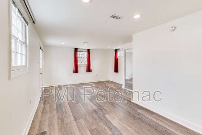 Building Photo - 12609 Holdridge Rd