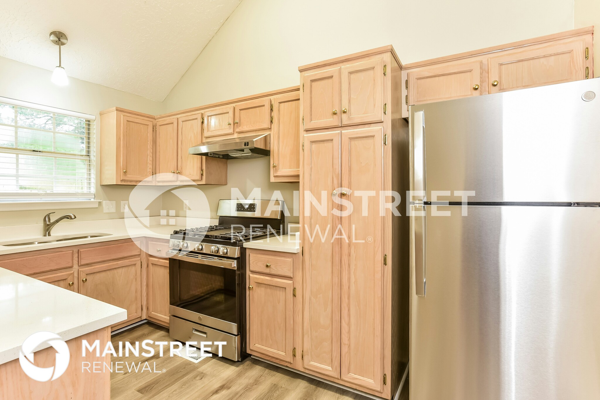 Building Photo - 904 Conway Ln