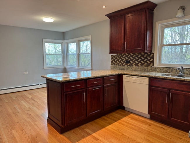 Building Photo - 10300 S Ave F