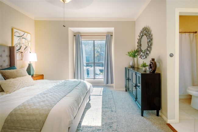 Building Photo - 11711 Memorial Dr