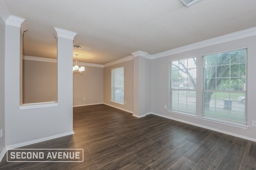 Building Photo - 7610 Dartmouth Dr