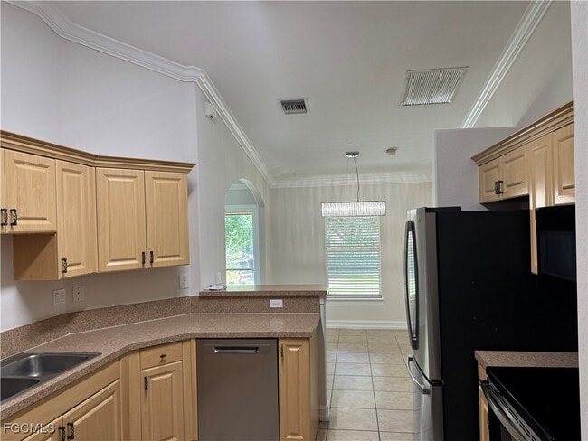 Building Photo - 3109 32nd St W