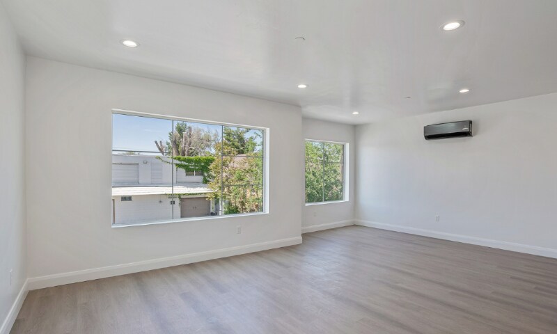 Building Photo - 321 E 2100 S