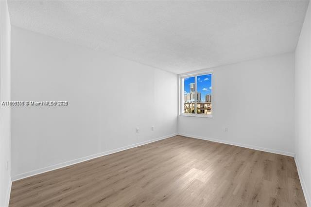 Building Photo - 250 180th Dr