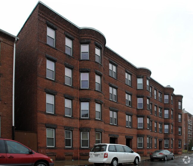 194198 Lyman St 194198 Lyman St Holyoke MA 01040 Apartment Finder