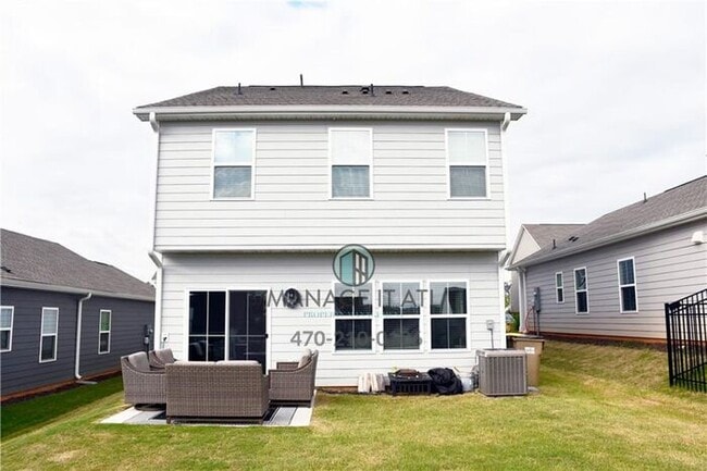 Building Photo - Pristine, 2-story single-family house in Hoschton