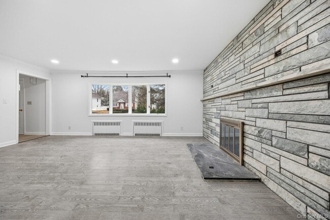 Building Photo - 291 Boulevard