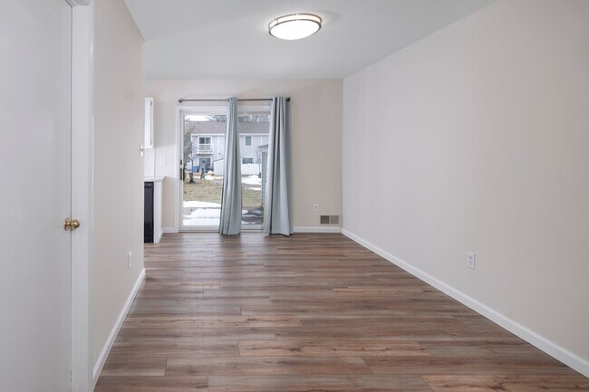 Building Photo - 191 Jonathon Dayton Ct