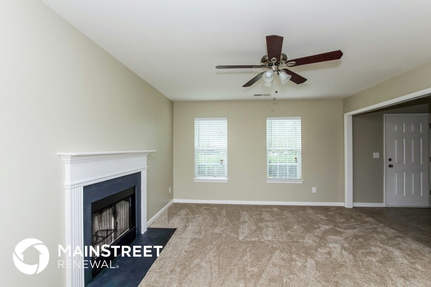 Building Photo - 4320 Canipe Dr