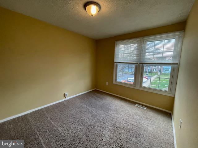 Building Photo - 105 Long Meadow Ct