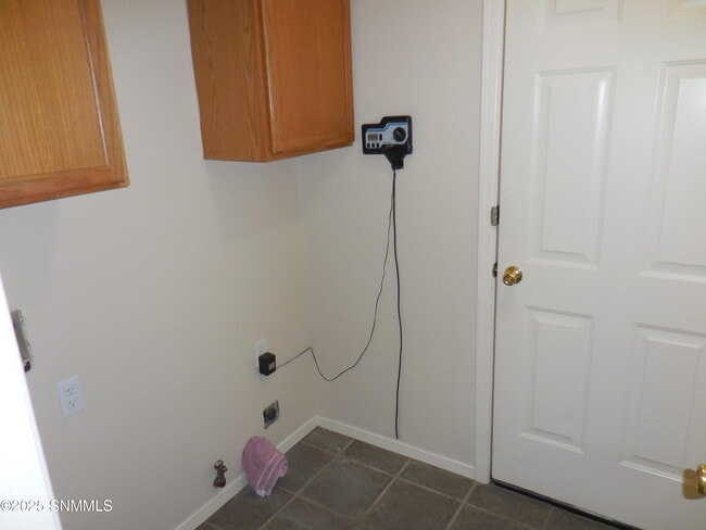 Building Photo - 3219 Eagle Ridge Dr