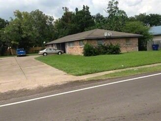 Building Photo - Verhalen Duplexes