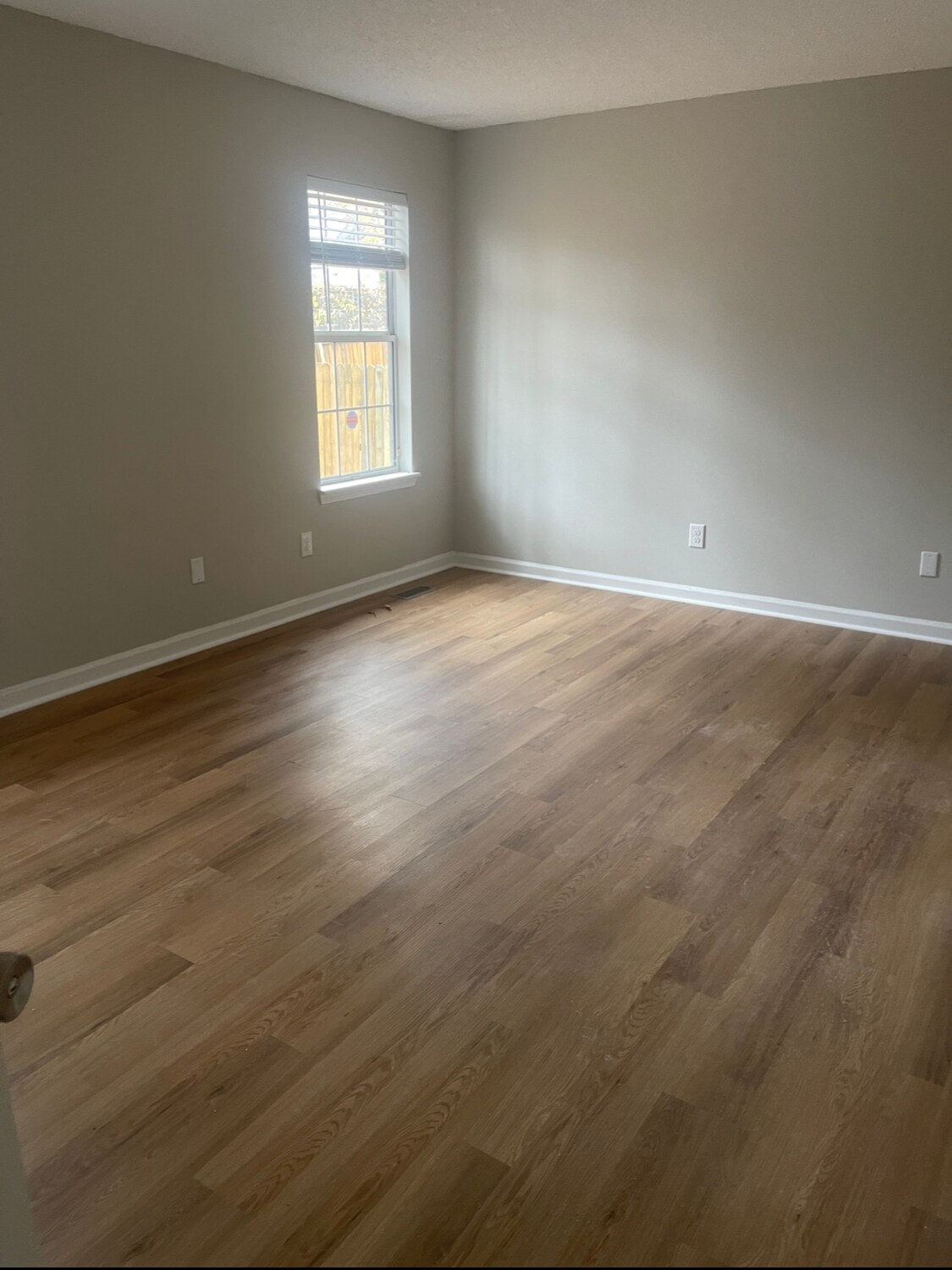 Building Photo - 205 N Trace Ln