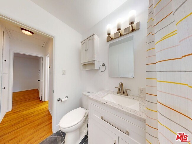 Building Photo - 1410 Dartmouth Dr