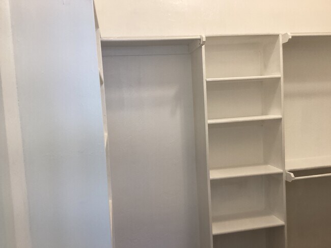 Building Photo - 17552 Zinc Dr