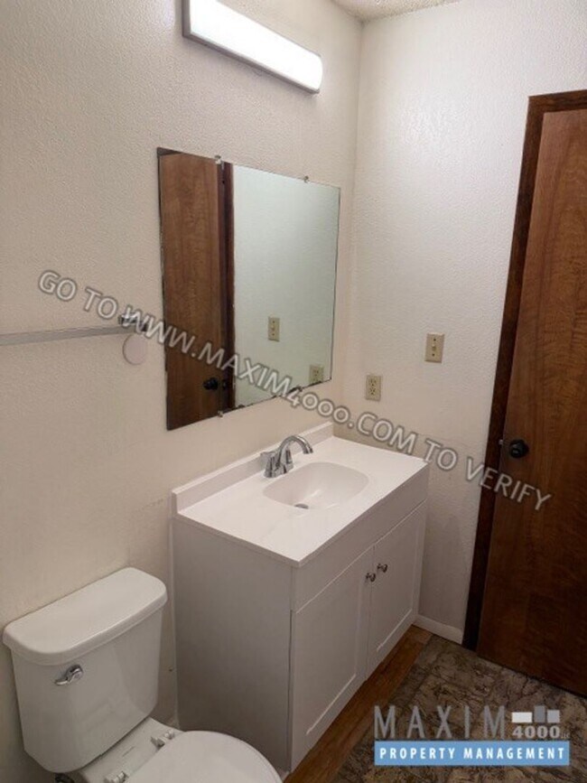 Building Photo - 2150 College Pl