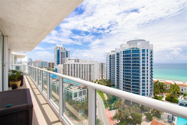 Building Photo - 5900 Collins Ave