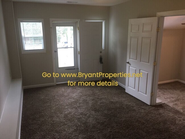 Building Photo - Madison - 3 Bedroom 2-Baths