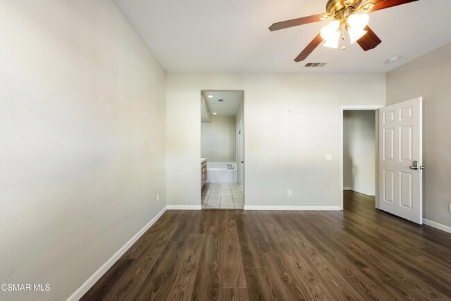 Building Photo - 84 Via Katrina