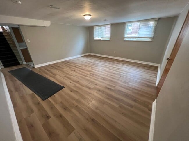 Building Photo - Gorgeous 2 Bedroom home close to Sloan's Lake and Downtown!