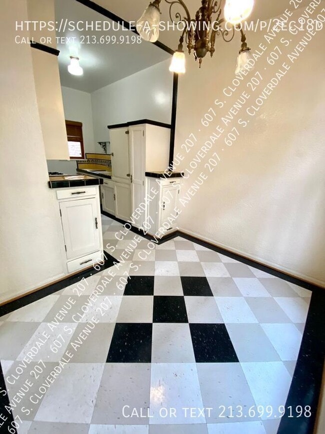 Building Photo - 607 Cloverdale Ave