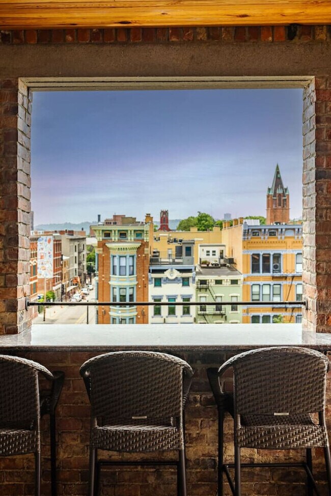 Building Photo - 1201 Jackson St