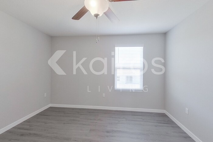 Building Photo - 8644 SW 44th Ct