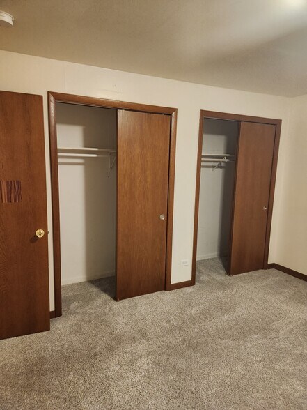 Building Photo - 11265 Moraine Dr