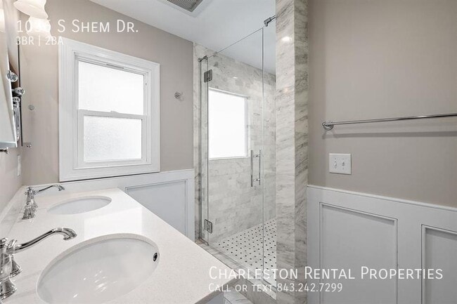 Building Photo - 1036 S Shem Dr