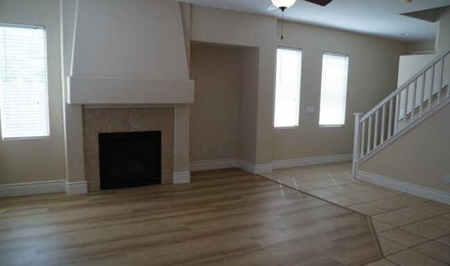 Building Photo - 518 Center Green Dr