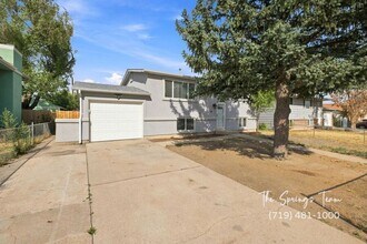 Building Photo - 1495 Prado Dr