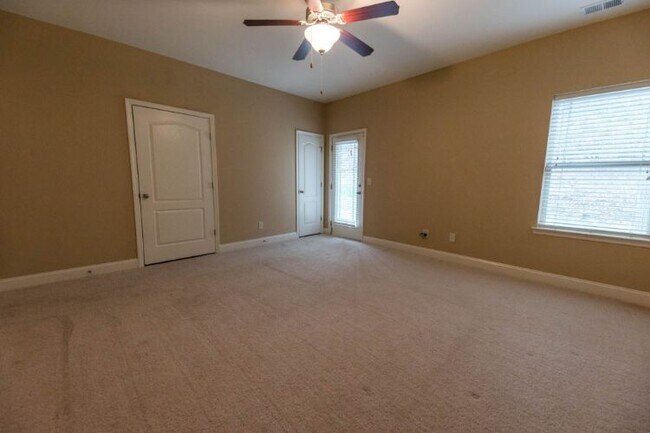 Building Photo - 1137 Woodbury Falls Ct