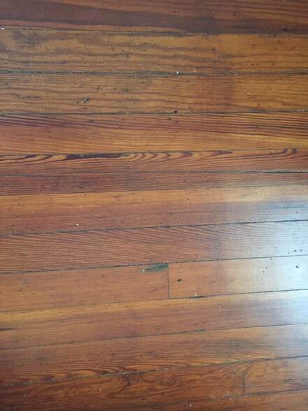 Original wood floors - 1520 S Louisiana St