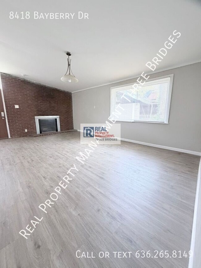 Building Photo - 8418 Bayberry Dr