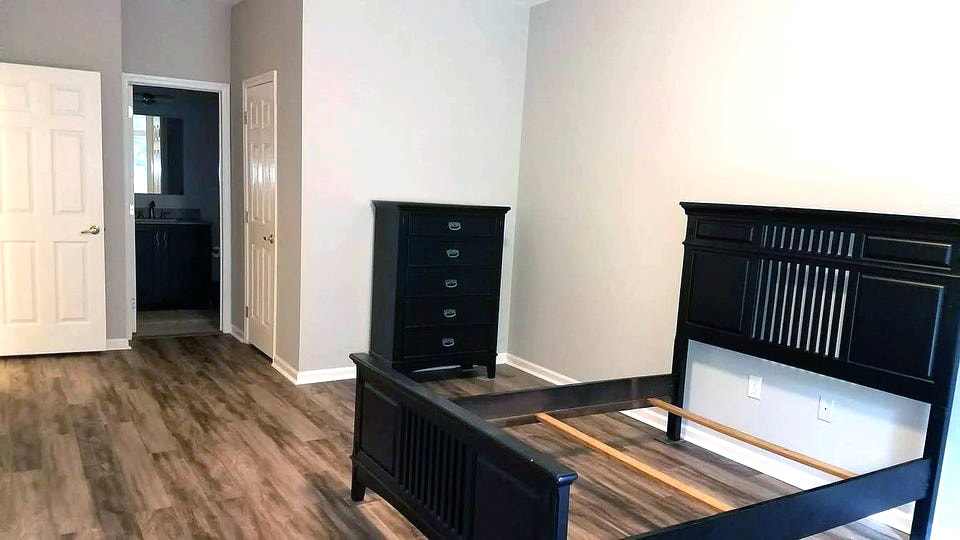 master-bedroom-2 - 305 Dresher Woods Dr