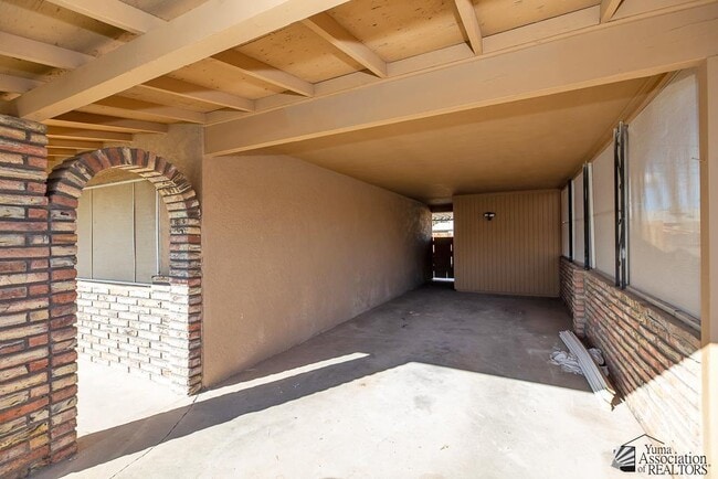 Building Photo - 1314 E 23rd Pl