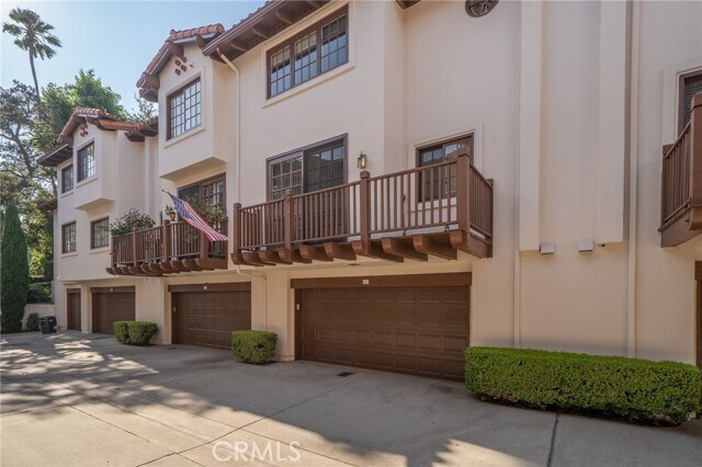 Building Photo - 443 E Bougainvillea Ln