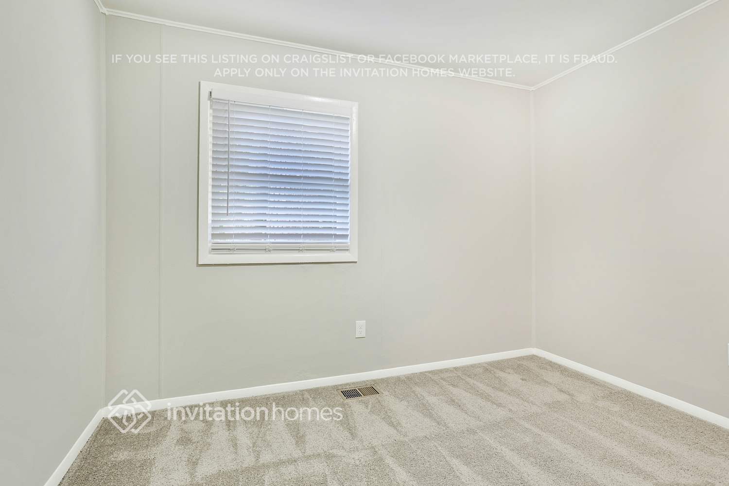 Building Photo - 1941 Bandera Dr