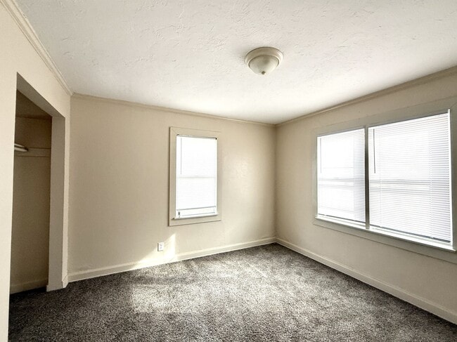 Building Photo - 1218 G St NW