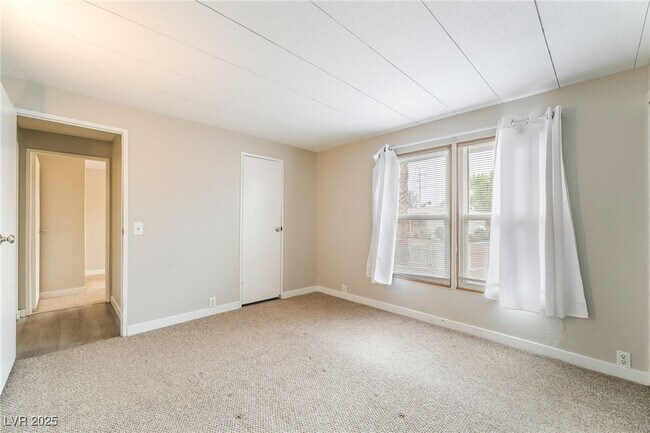 Building Photo - 2847 Mammoth Ct