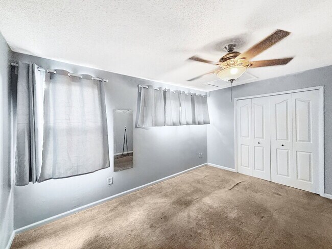 Building Photo - 12216 Fox Hound Ln
